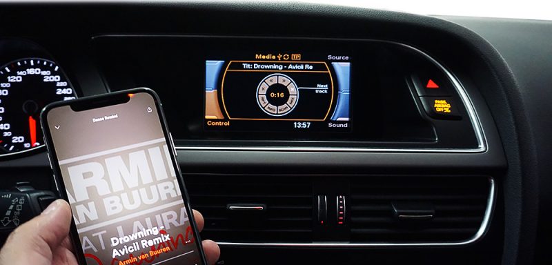 software-restream-app-carplay-1 software-restream-app-carplay-1
